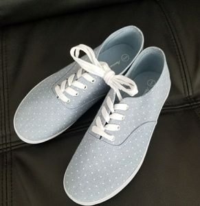 NWOT! Cute Polka Dot American Eagle Ked Shoes